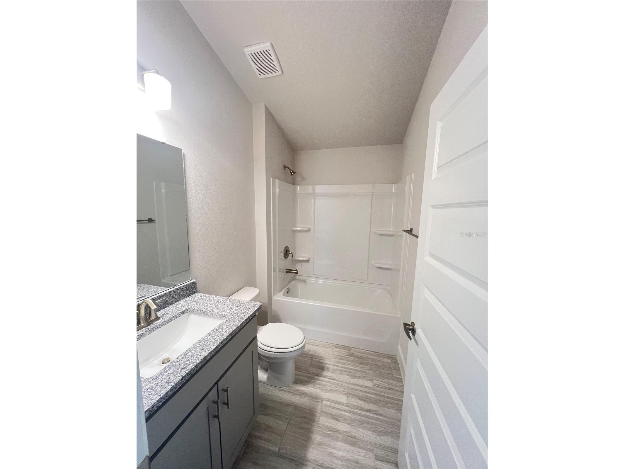 13064 Kent Bradley Street Dade City FL 33525 TB8484432 image11