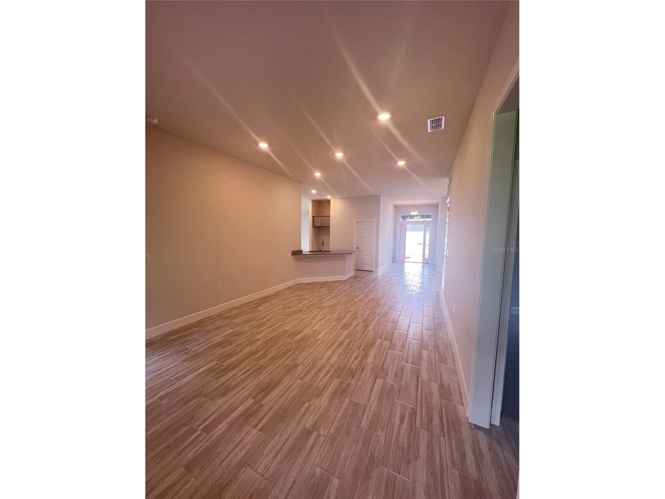 13064 Kent Bradley Street Dade City FL 33525 TB8484432 image5