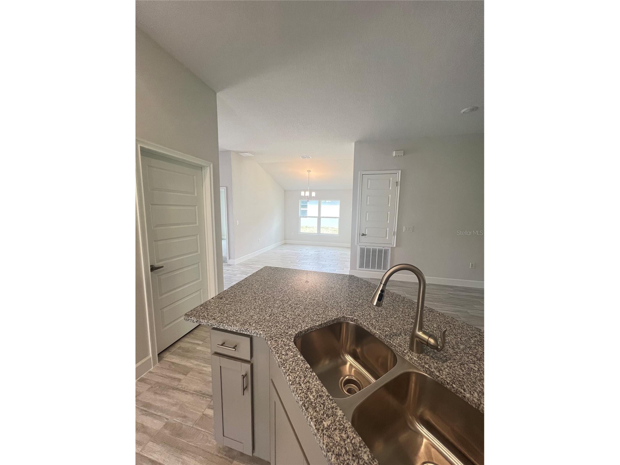 13064 Kent Bradley Street Dade City FL 33525 TB8484432 image8