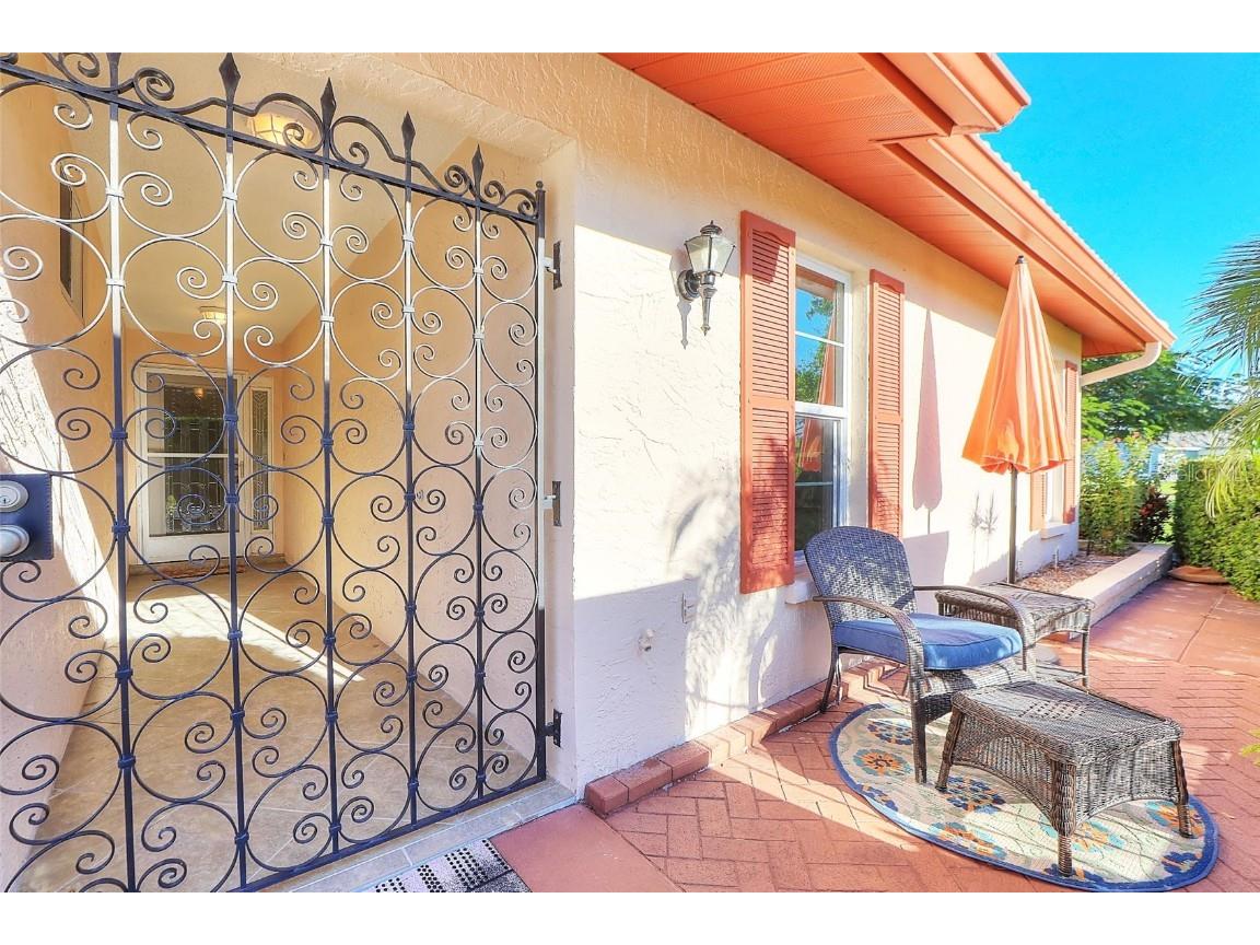 1307 68th Street W Bradenton FL 34209 A4589359 image1