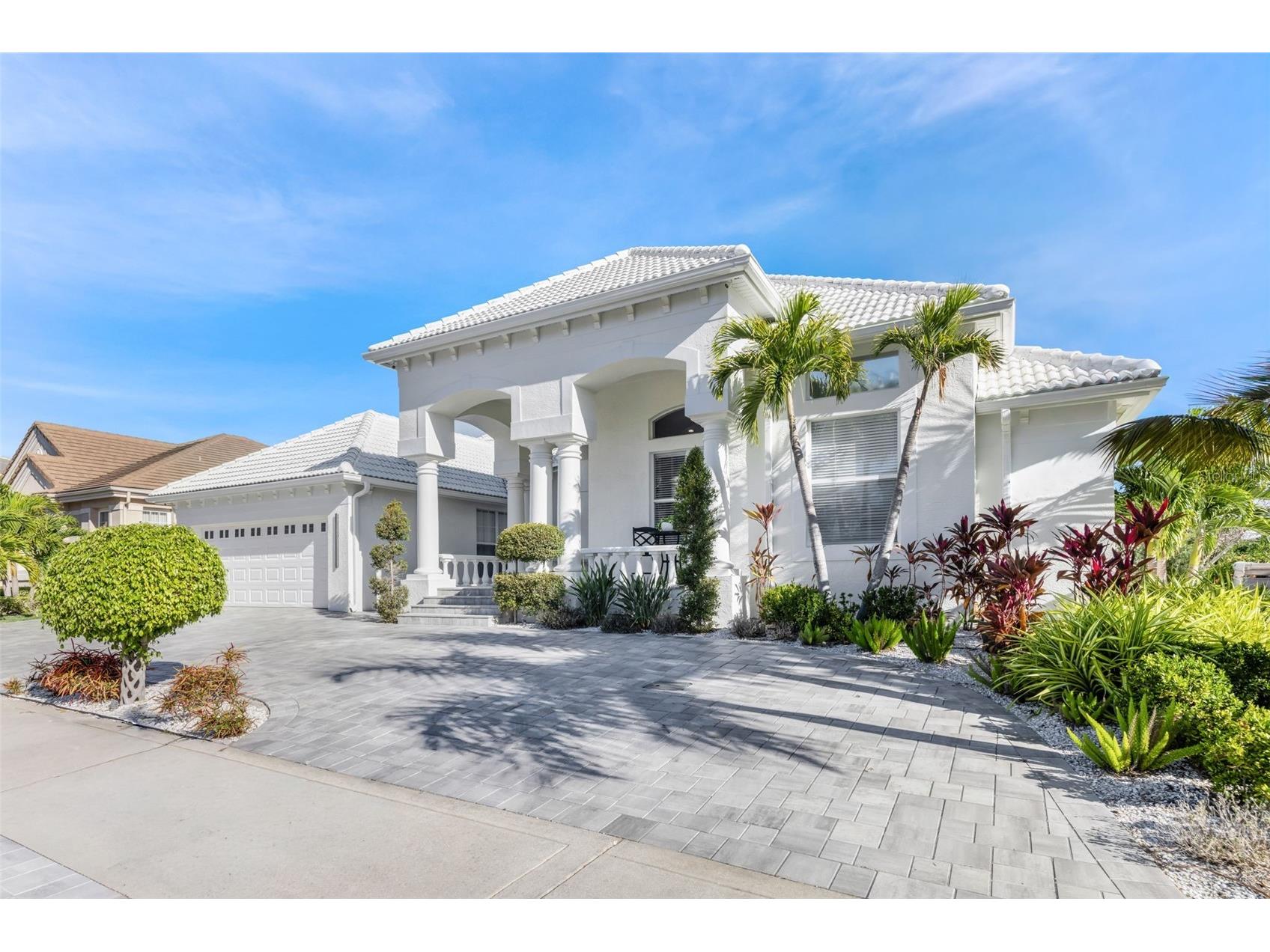 1307 Alhambra Drive Apollo Beach FL 33572 TB8478873 image1