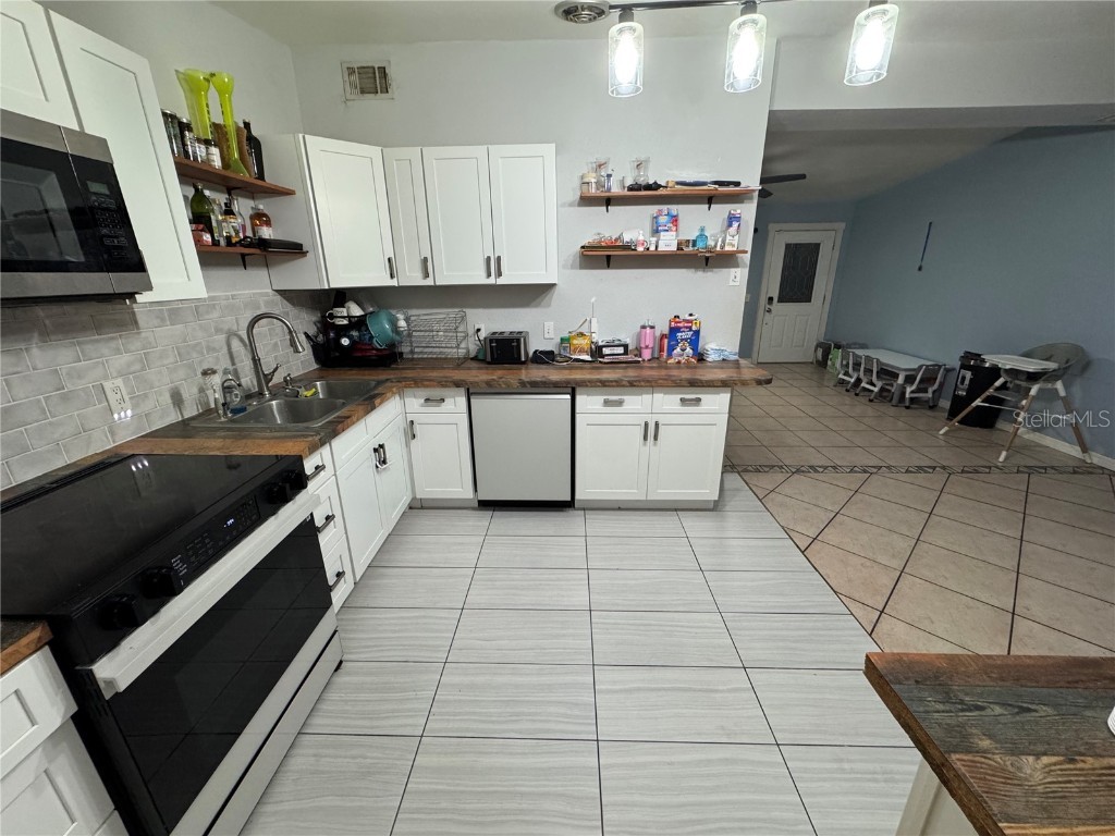 1307 Baltimore Drive Orlando FL 32810 TB8439495 image14