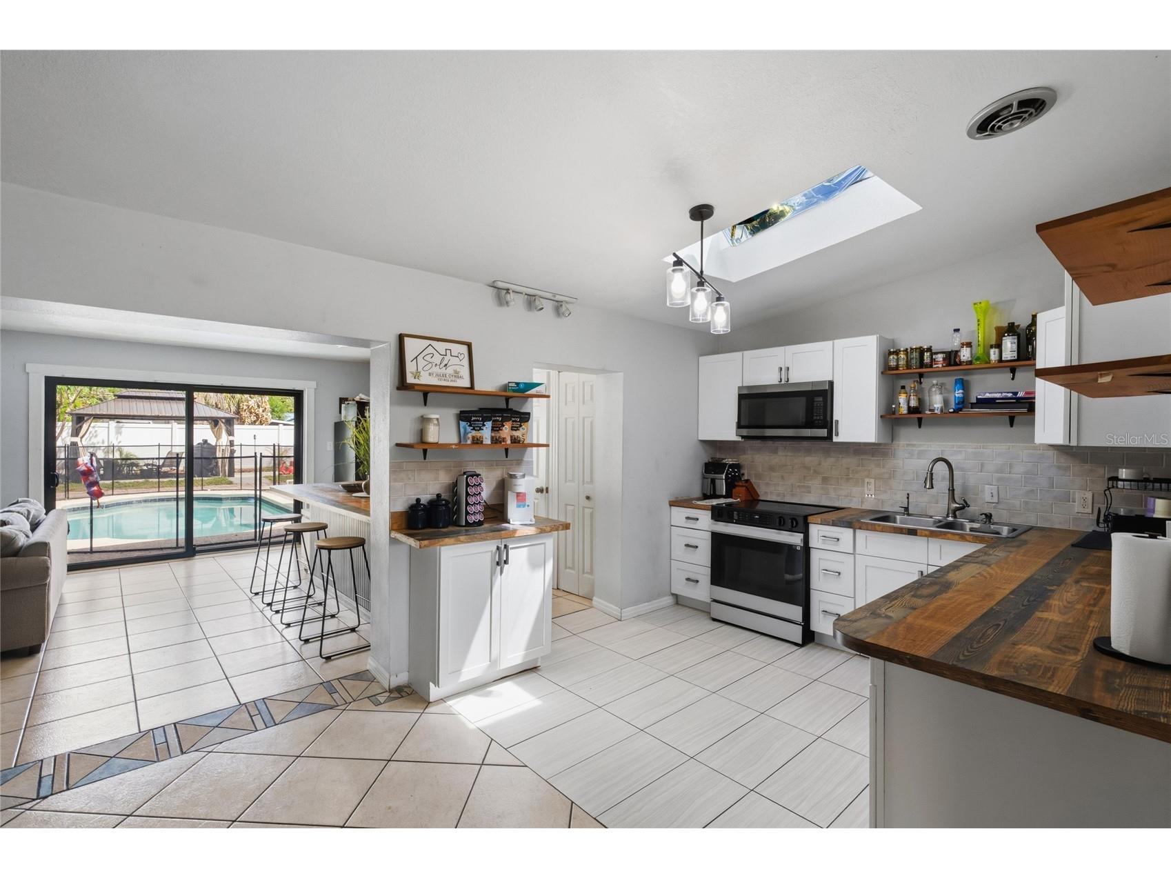 1307 Baltimore Drive Orlando FL 32810 TB8528799 image13