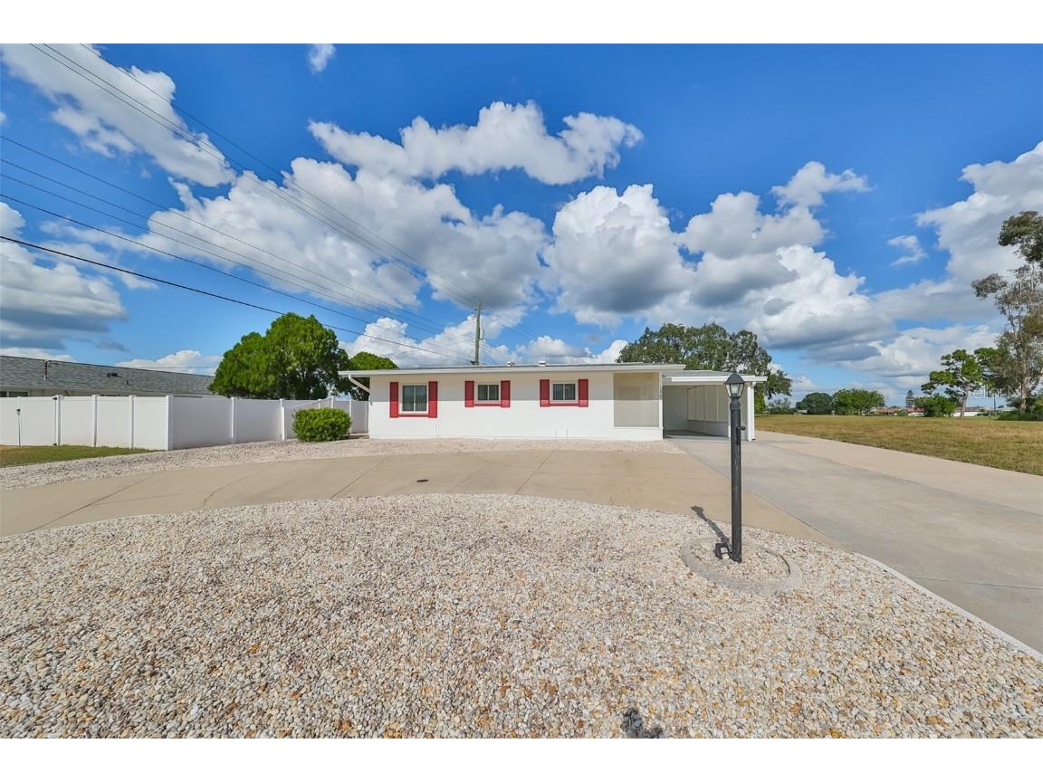 1307 Cherry Hills Drive Sun City Center FL 33573 TB8306920 image1
