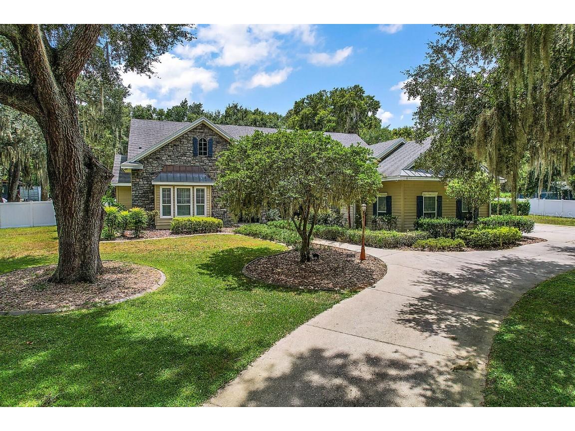 1307 Howard Rd Leesburg FL 34748 G5074327 image1