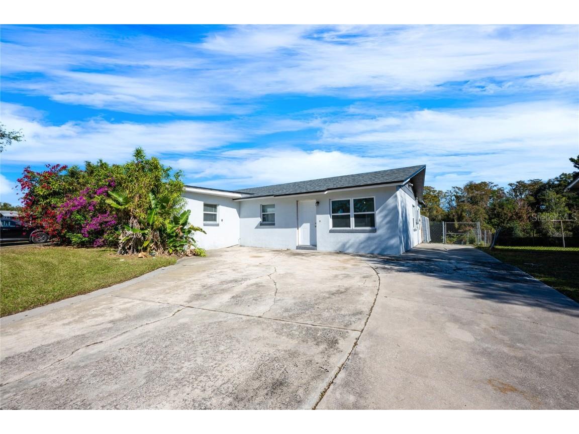 1307 Kozart Street Orlando FL 32811 O6262486 image1