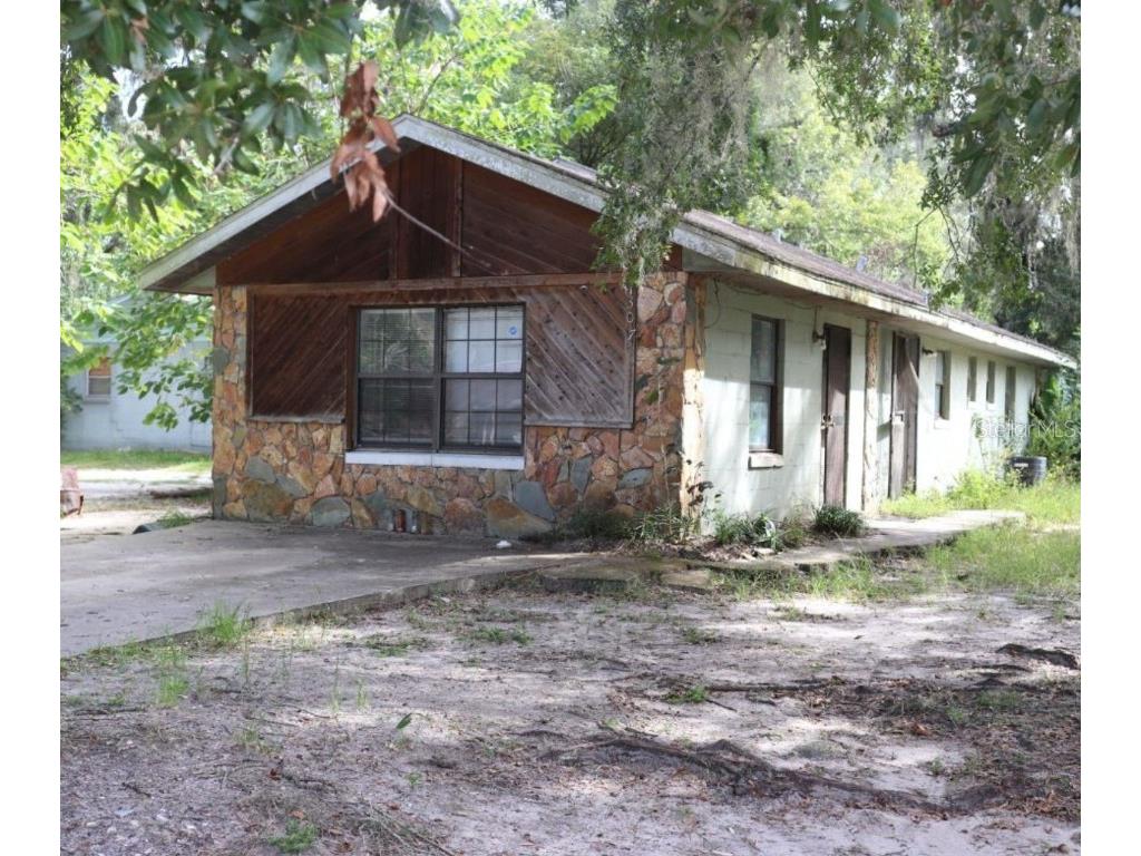 1307 NW 12th Avenue Ocala FL 34475 OM665998 image1