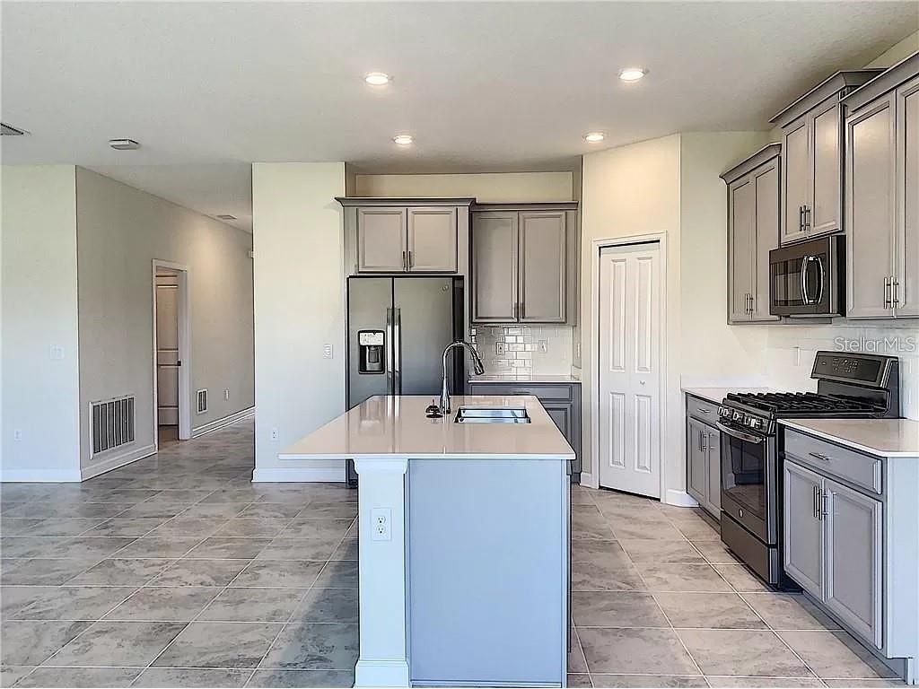 1307 Oak Crest Street Davenport FL 33837 O6402357 image14