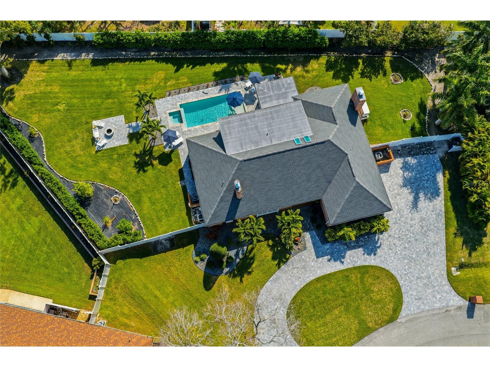 1307 Riverview Circle Bradenton FL 34209 A4677351 image1