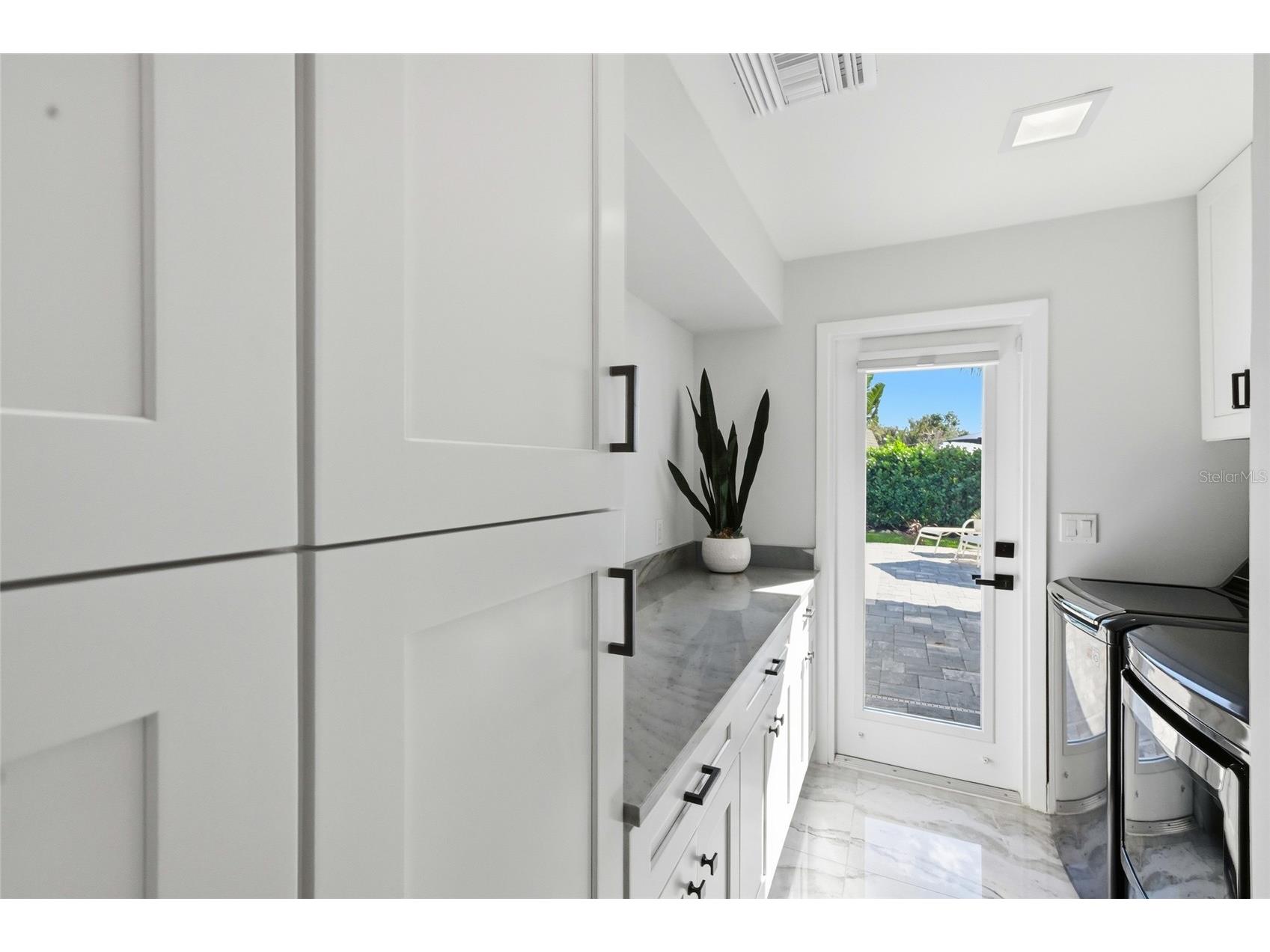 1307 Riverview Circle Bradenton FL 34209 A4677351 image33