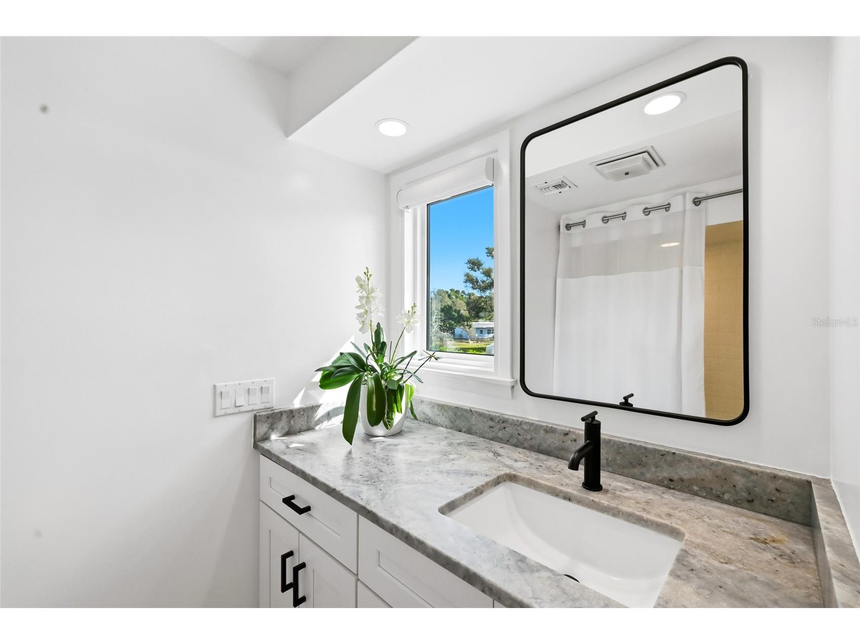 1307 Riverview Circle Bradenton FL 34209 A4677351 image52