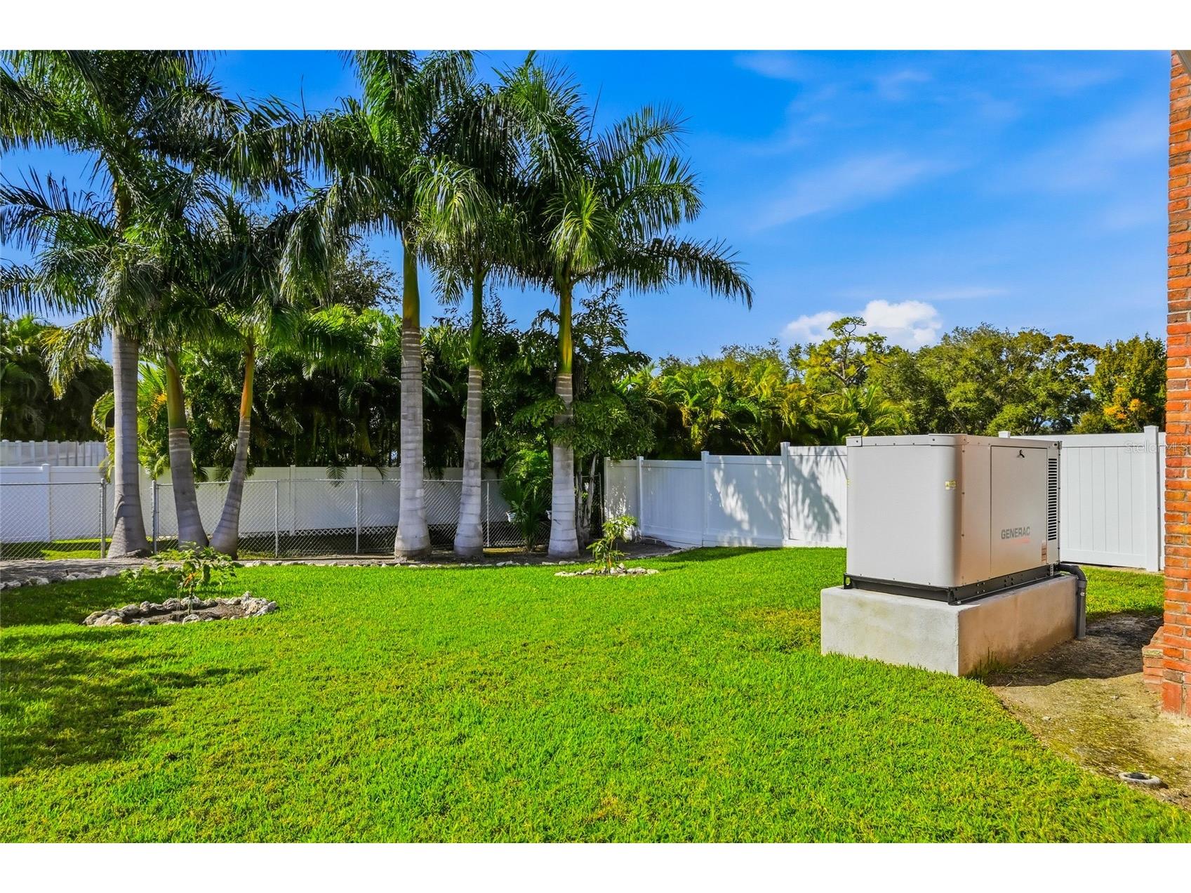 1307 Riverview Circle Bradenton FL 34209 A4677351 image70