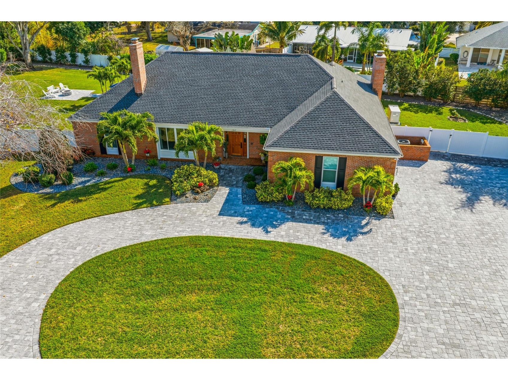 1307 Riverview Circle Bradenton FL 34209 A4677351 image78