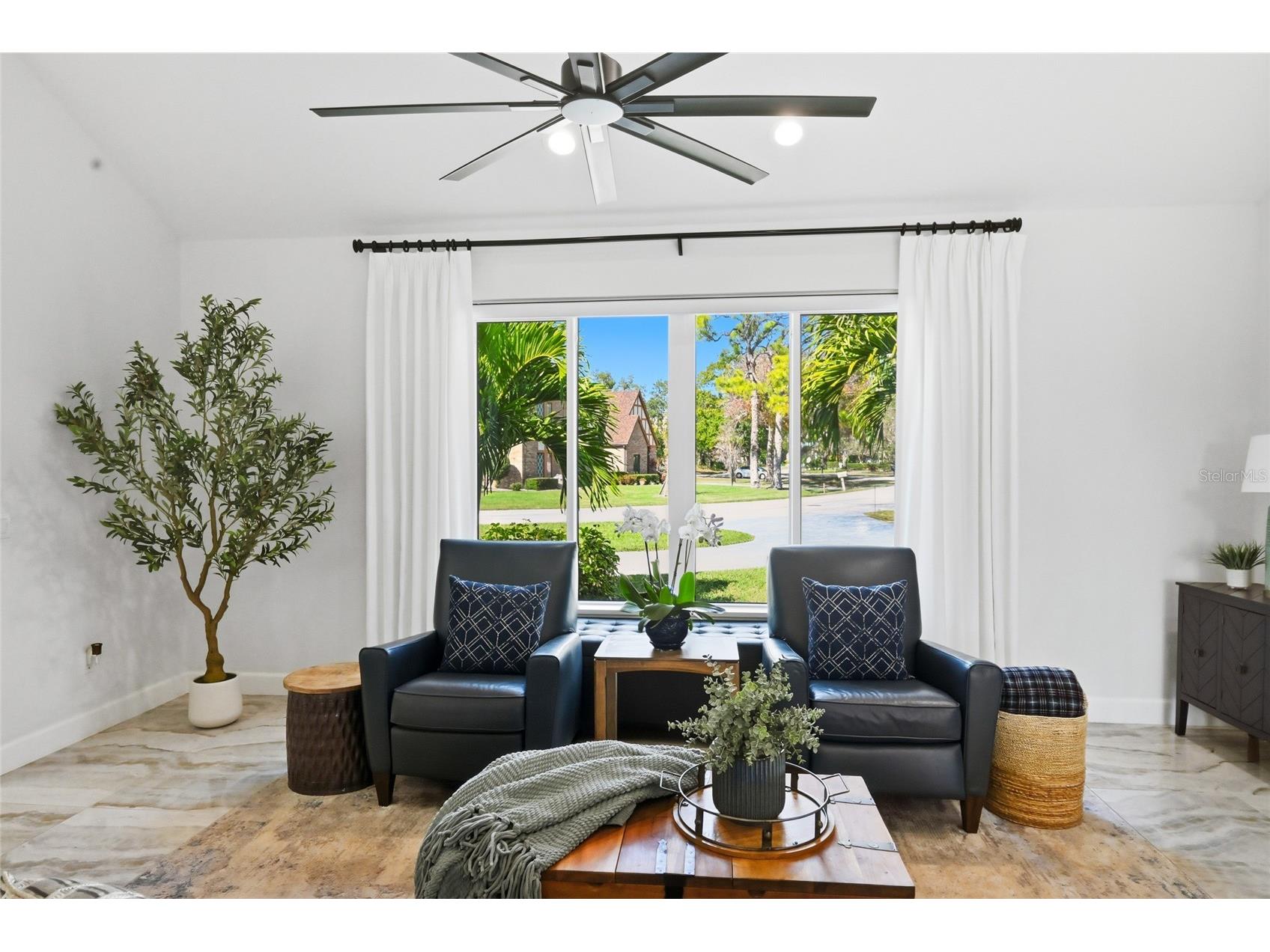 1307 Riverview Circle Bradenton FL 34209 A4677351 image8