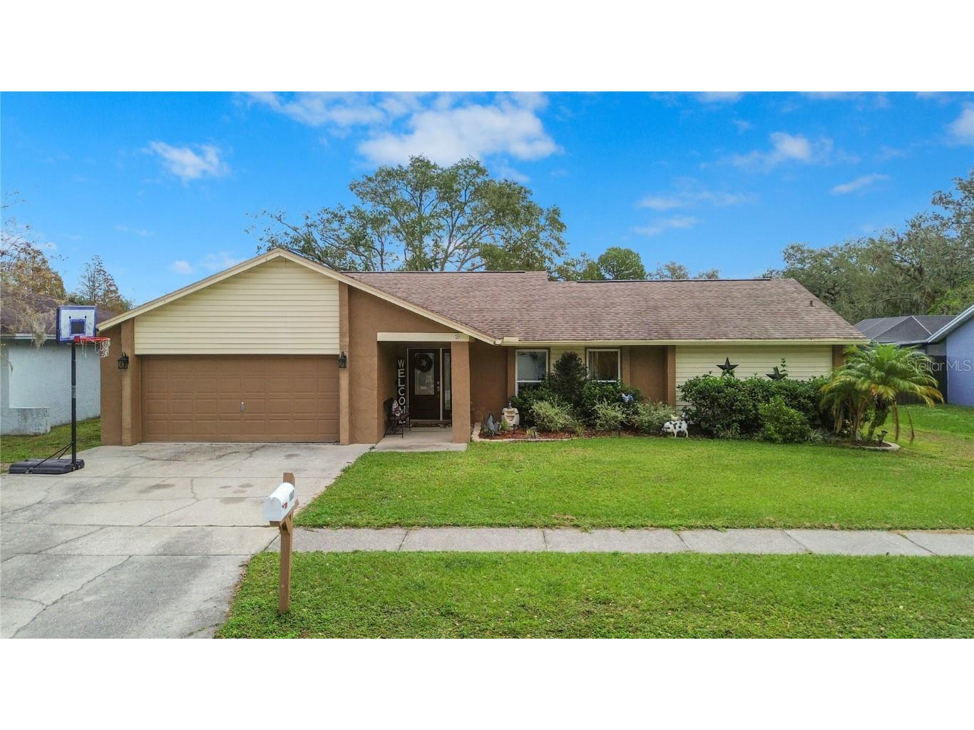 1307 Windjammer Place Valrico FL 33594 TB8334827 image1