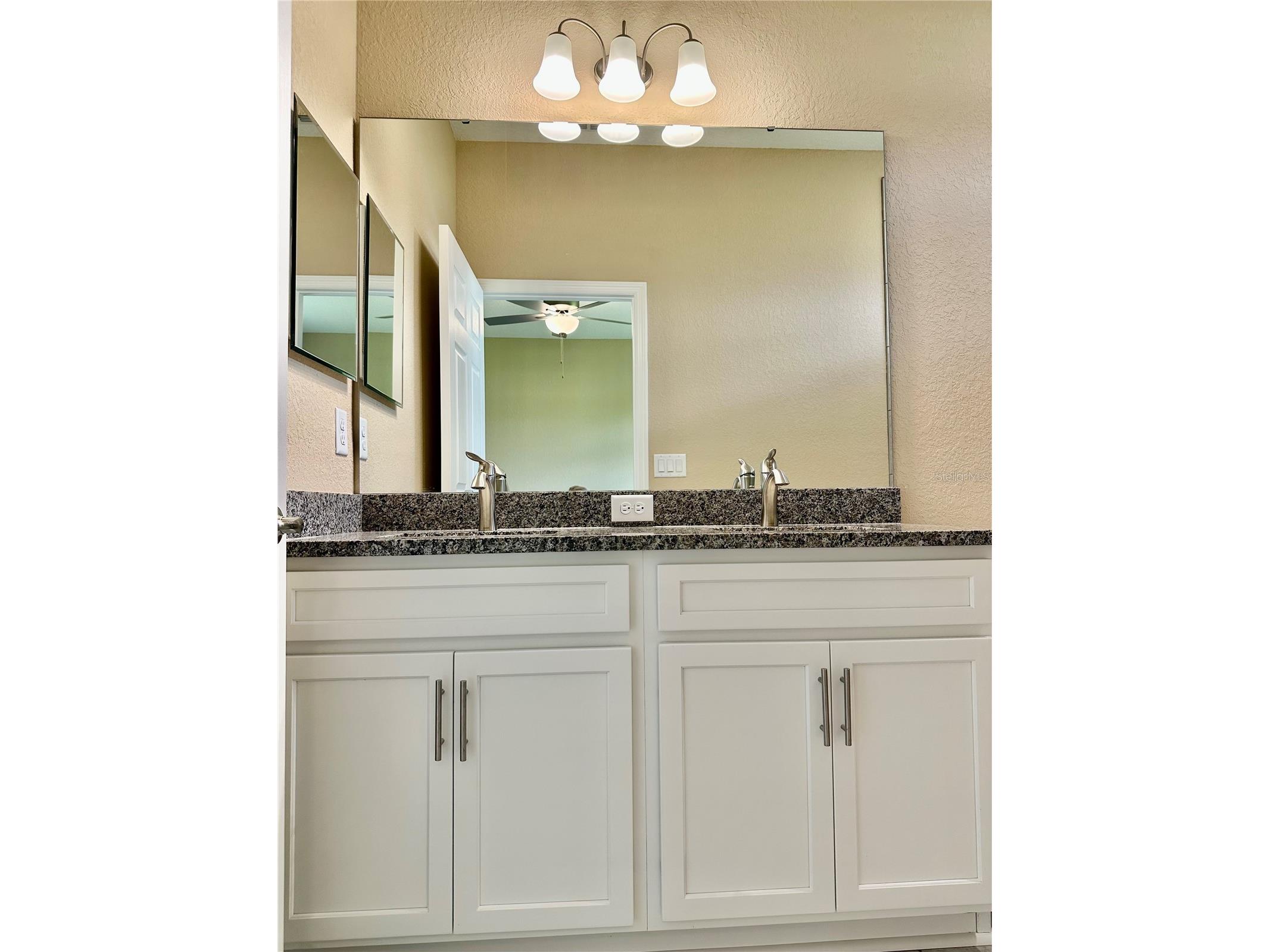 13075 House Finch Road Weeki Wachee FL 34614 W7885915 image36