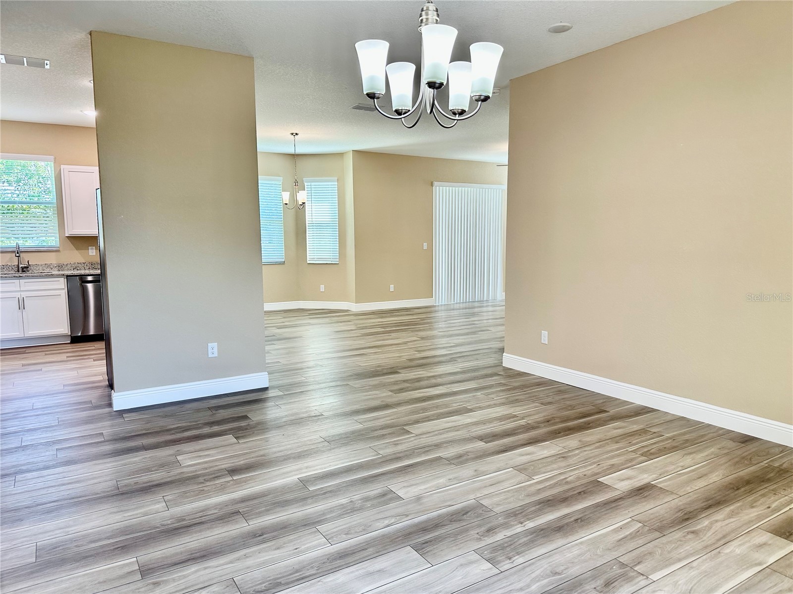 13075 House Finch Road Weeki Wachee FL 34614 W7885915 image8