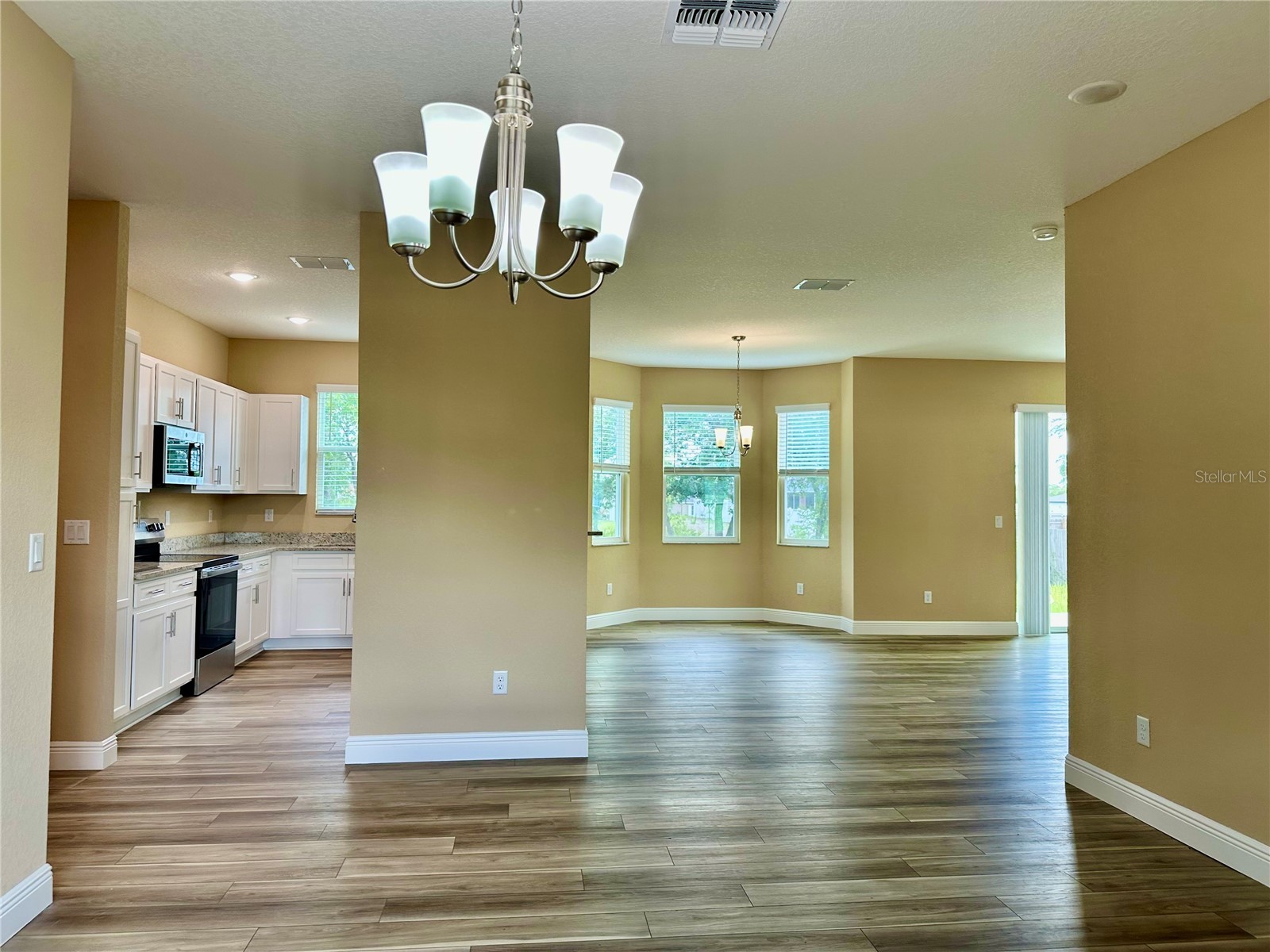 13075 House Finch Road Weeki Wachee FL 34614 W7885915 image9