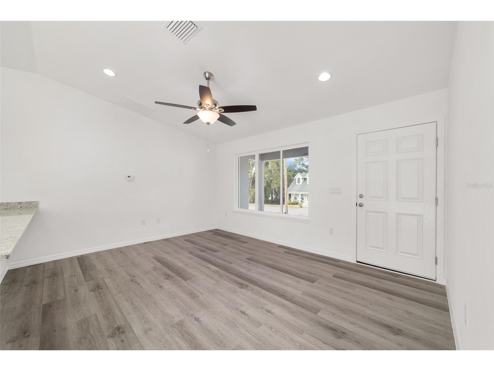 13078 NE 7th Loop Silver Springs FL 34488 OM723655 image16