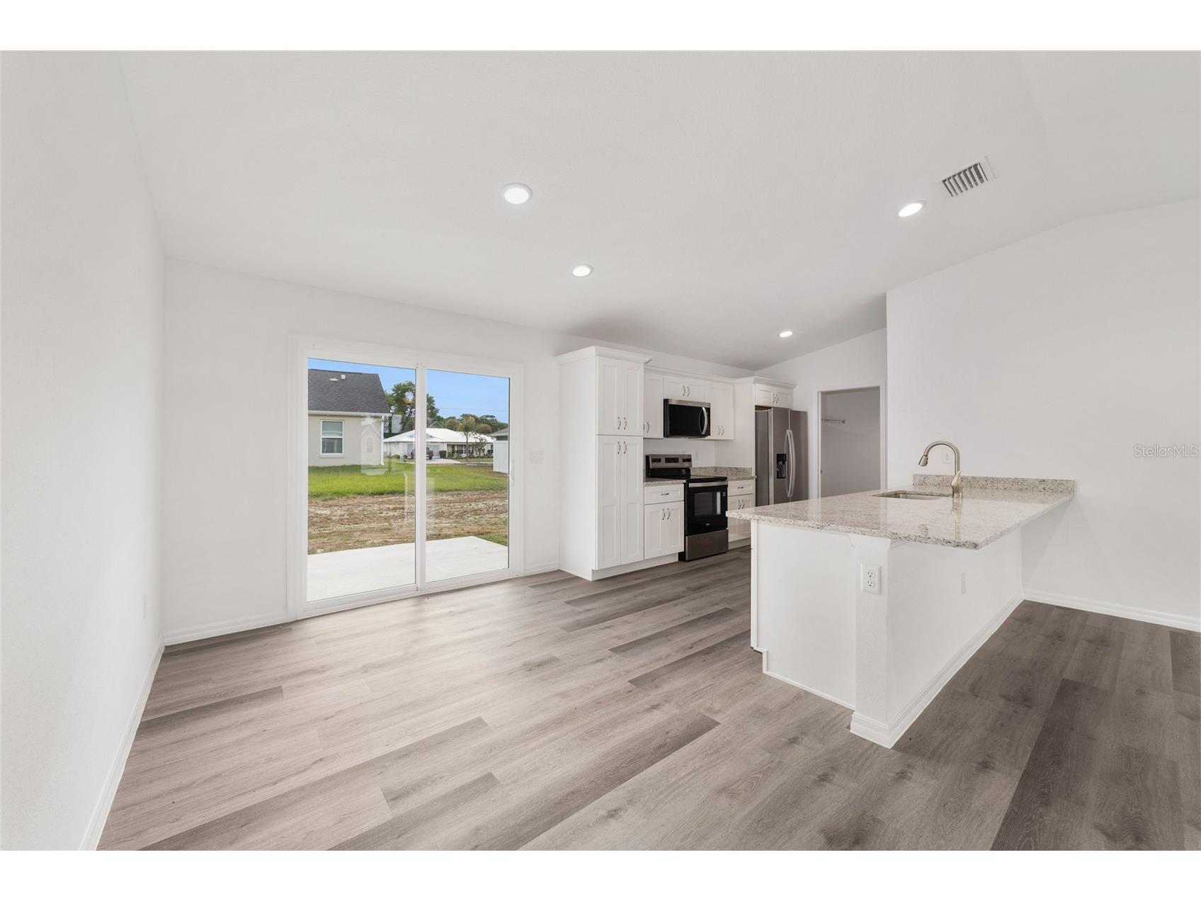 13078 NE 7th Loop Silver Springs FL 34488 OM723655 image17