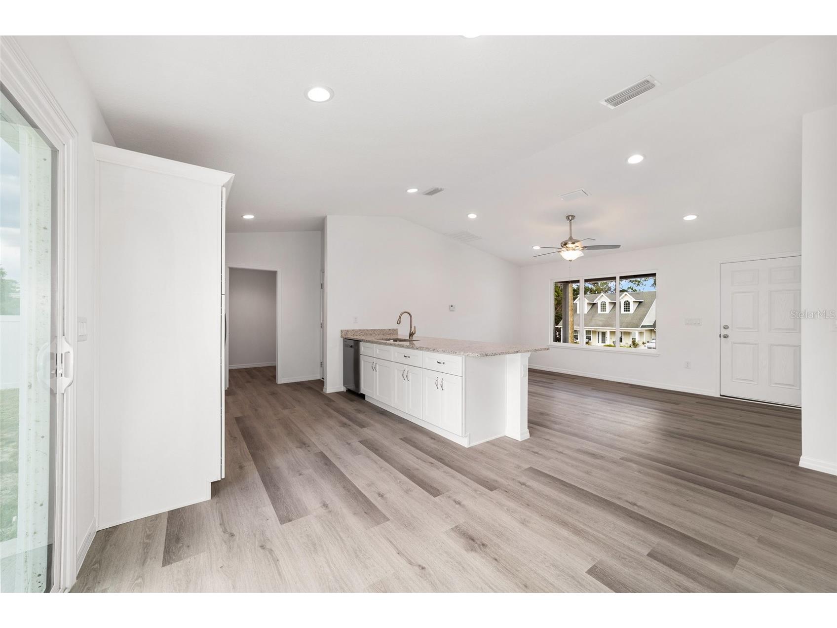 13078 NE 7th Loop Silver Springs FL 34488 OM723655 image19