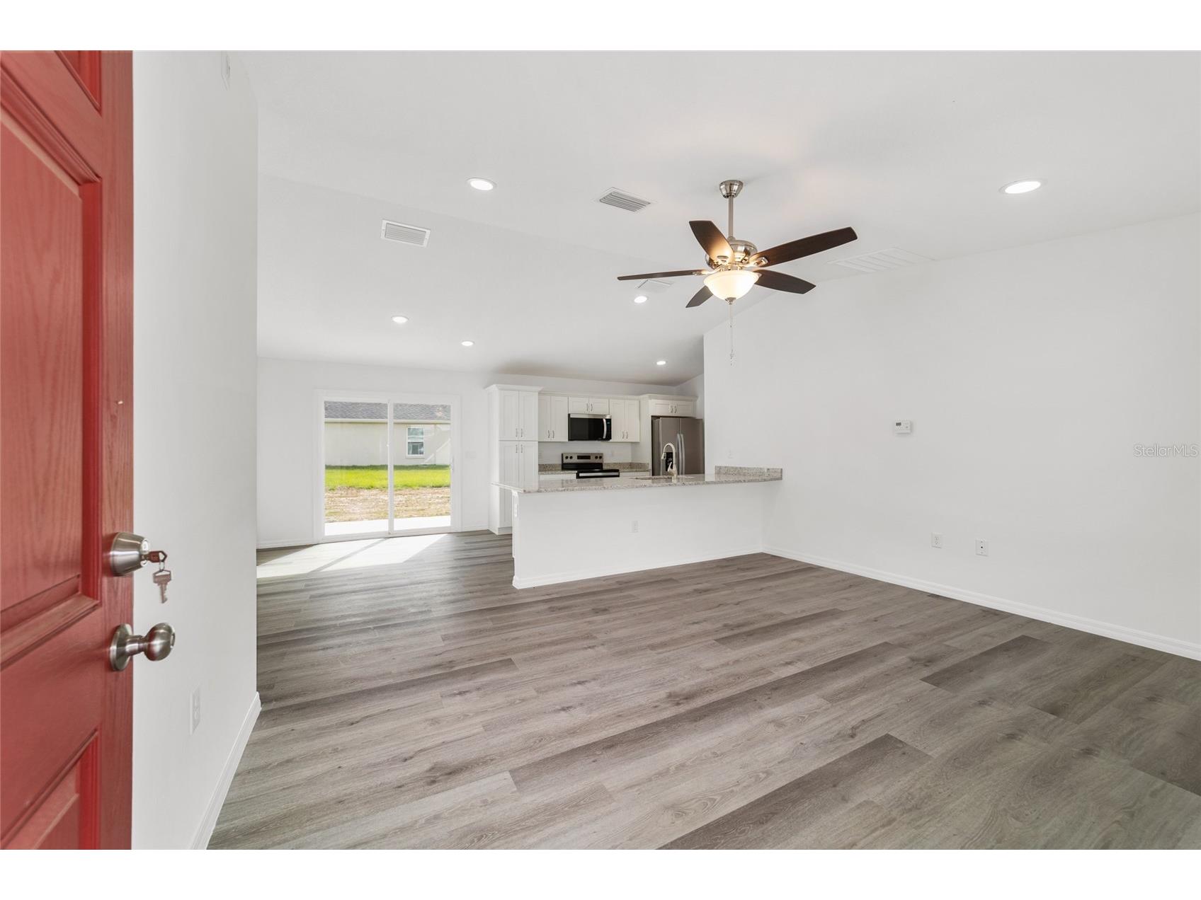 13078 NE 7th Loop Silver Springs FL 34488 OM723655 image8