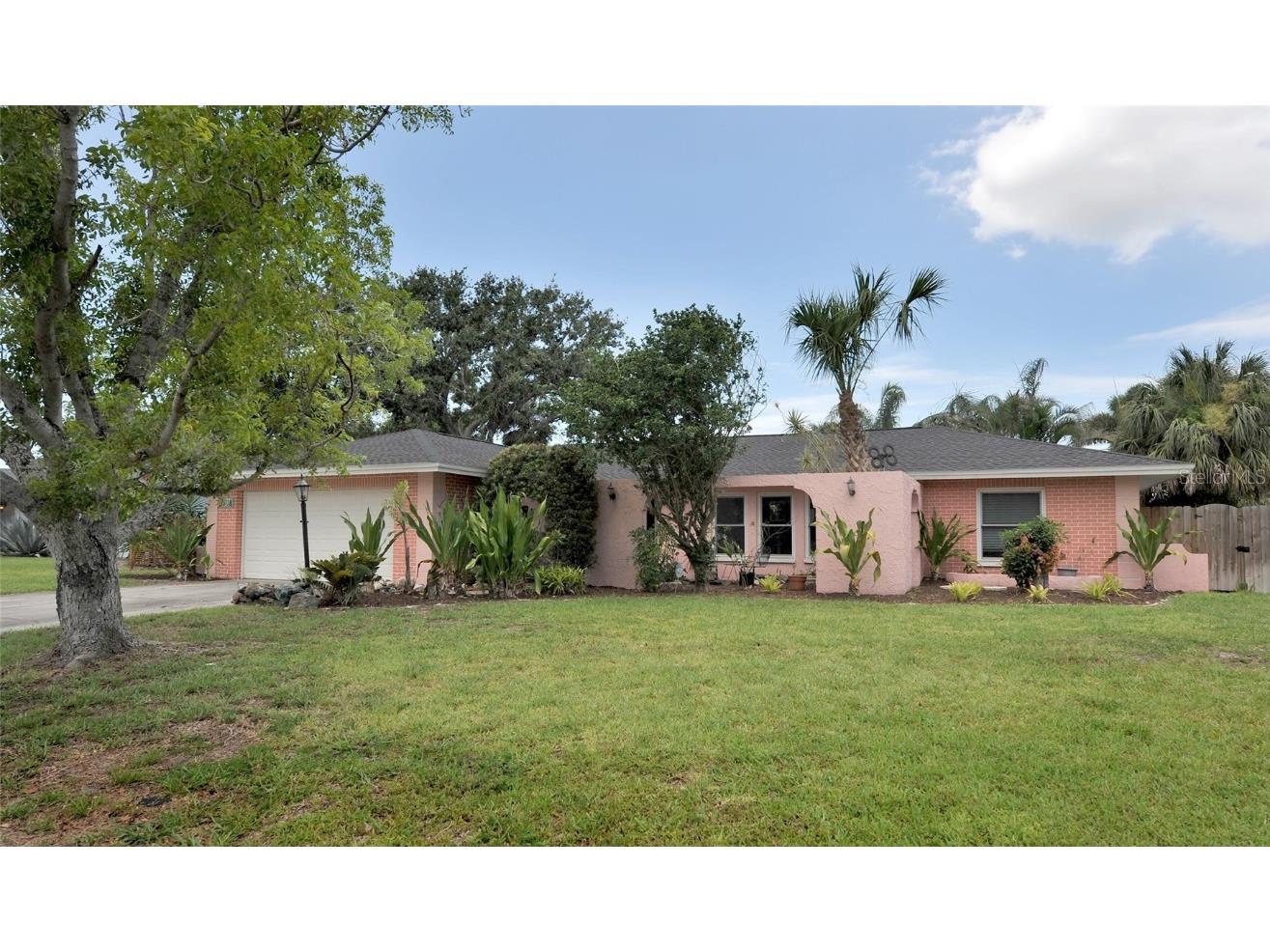 1308 63rd Street NW Bradenton FL 34209 A4656495 image1