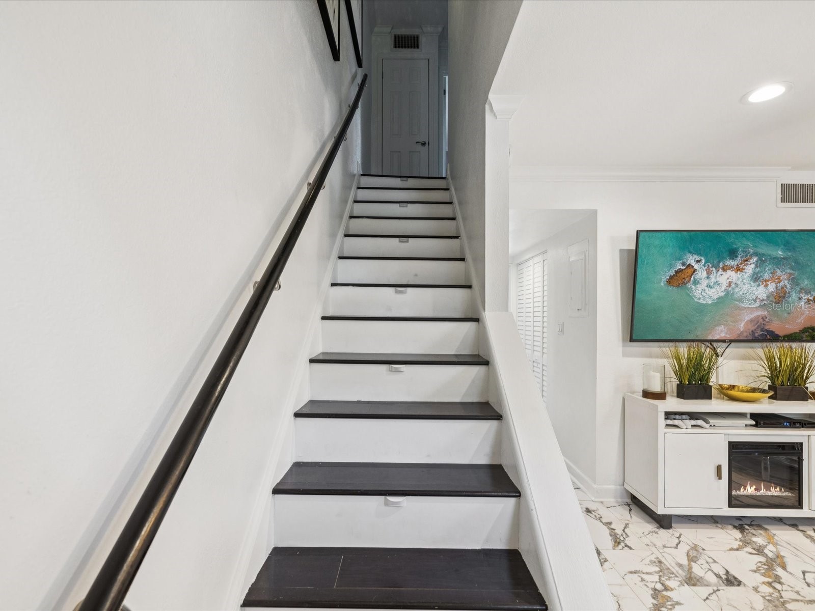 1308 70th Street N Saint Petersburg FL 33710 TB8526438 image16