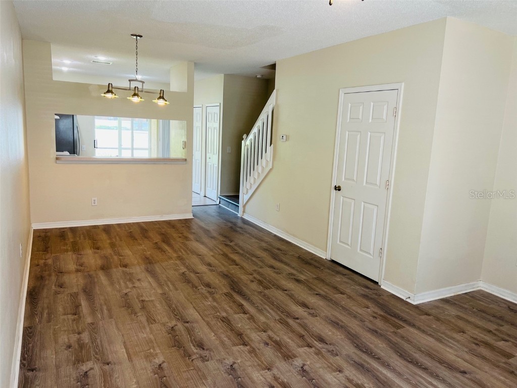 1308 Costa Mesa Drive Drive Wesley Chapel FL 33543 TB8440479 image2