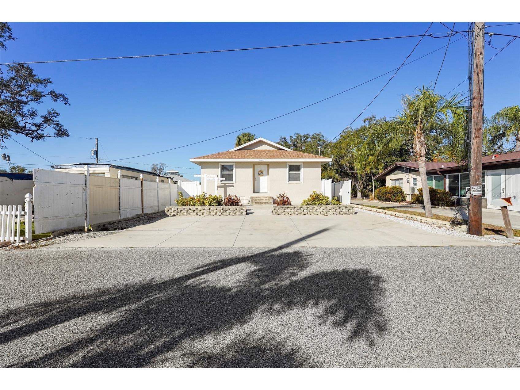 1308 File Avenue Sarasota FL 34239 A4682063 image2