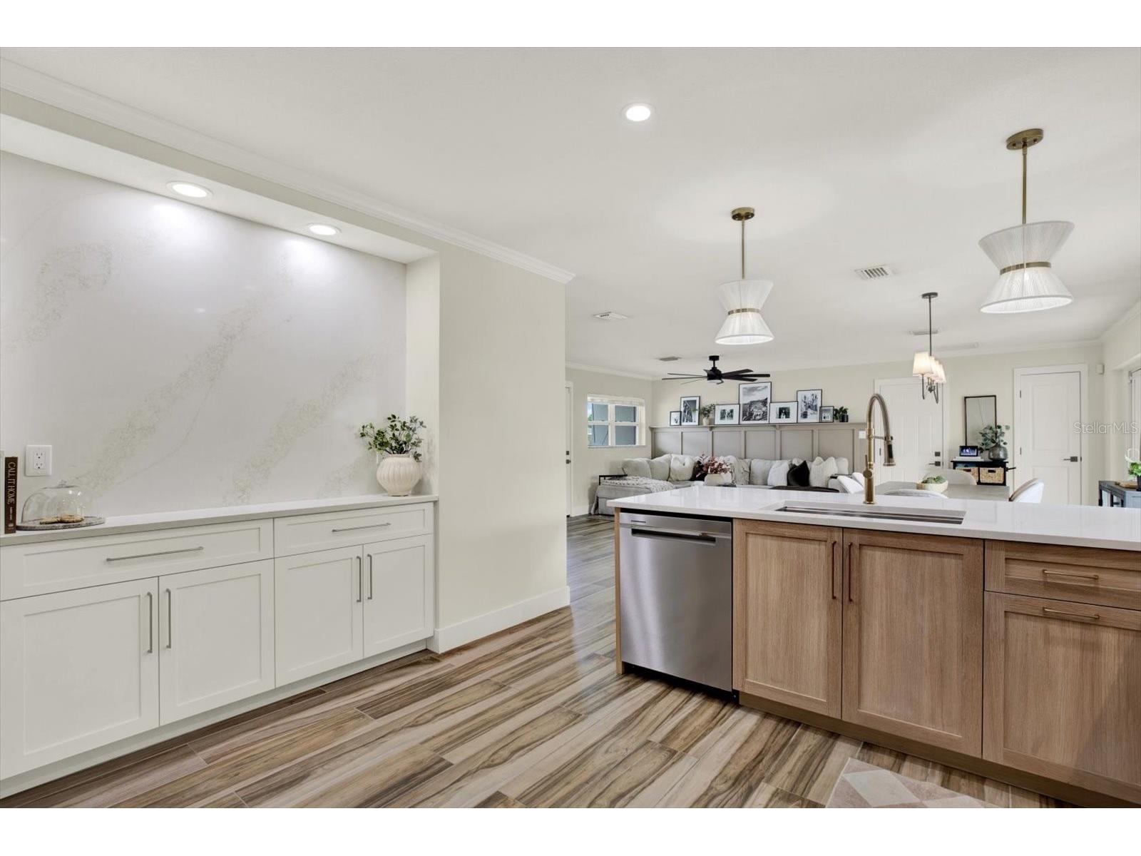 1308 Marion Drive S Saint Petersburg FL 33707 TB8516236 image14
