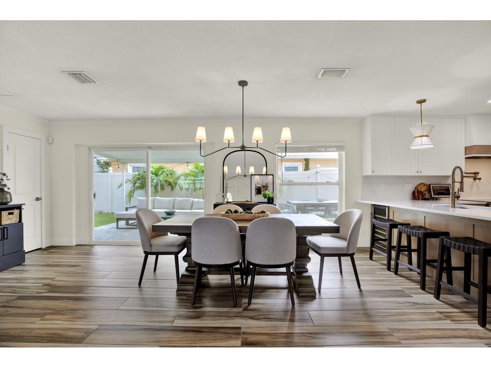 1308 Marion Drive S Saint Petersburg FL 33707 TB8516236 image8