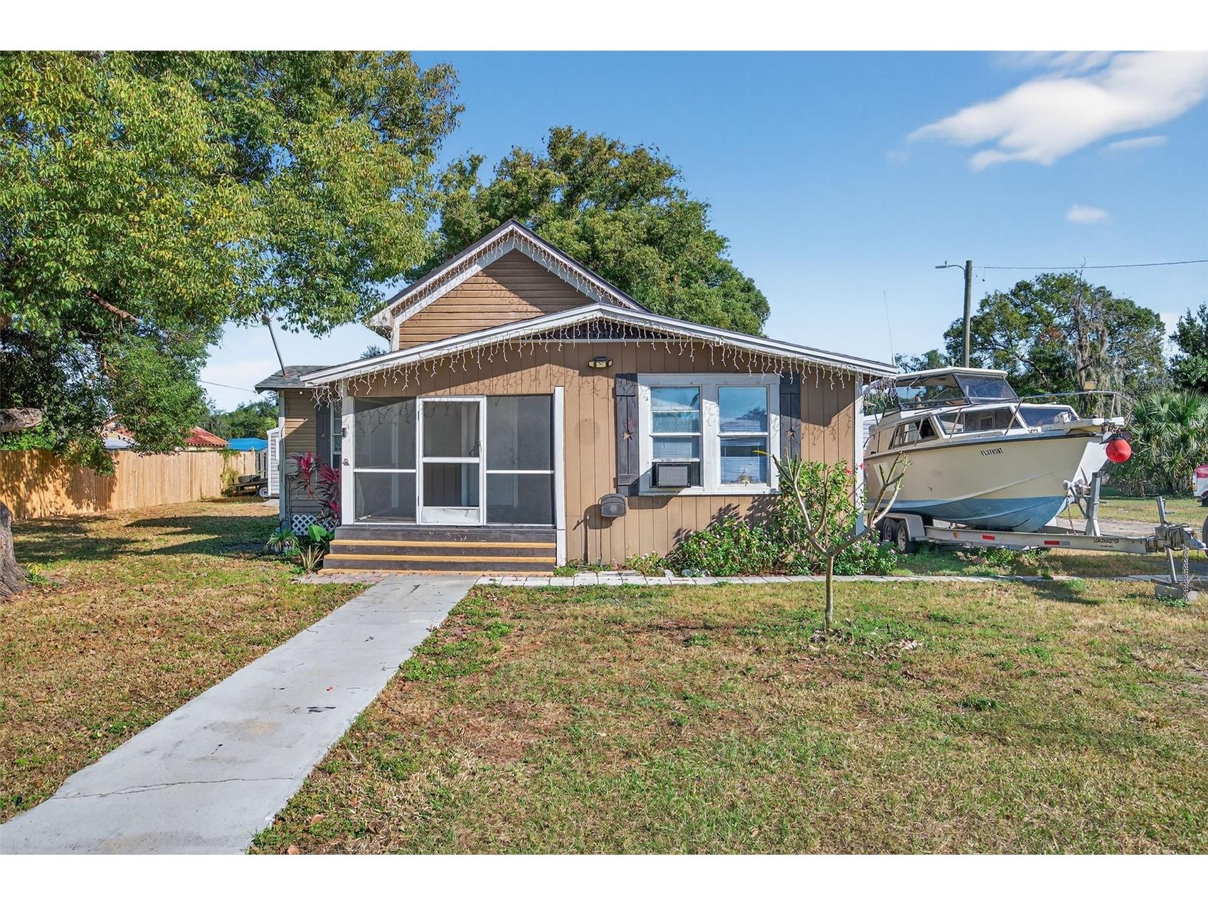 1308 N Franklin Street Plant City FL 33563 TB8452549 image1