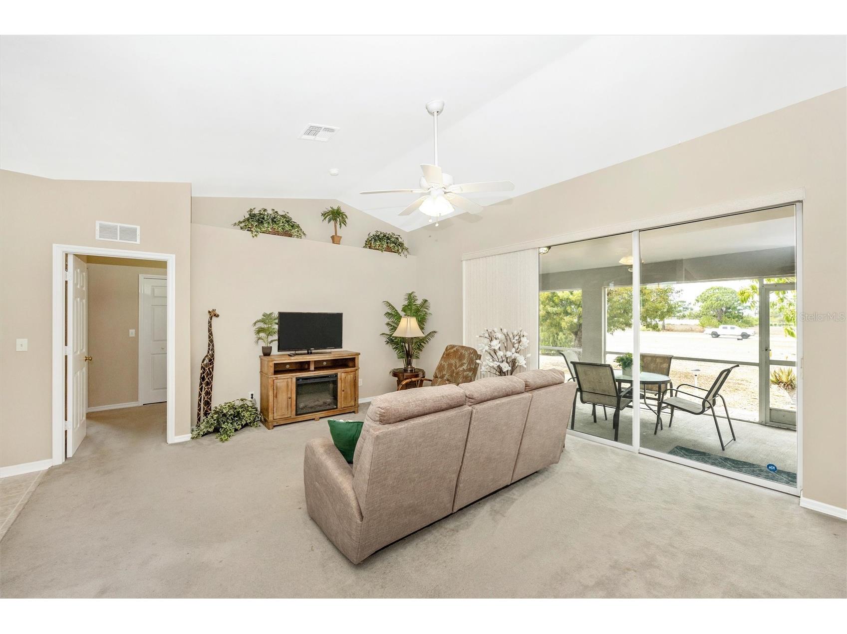 1308 NW 15th Place Cape Coral FL 33993 N6143470 image7