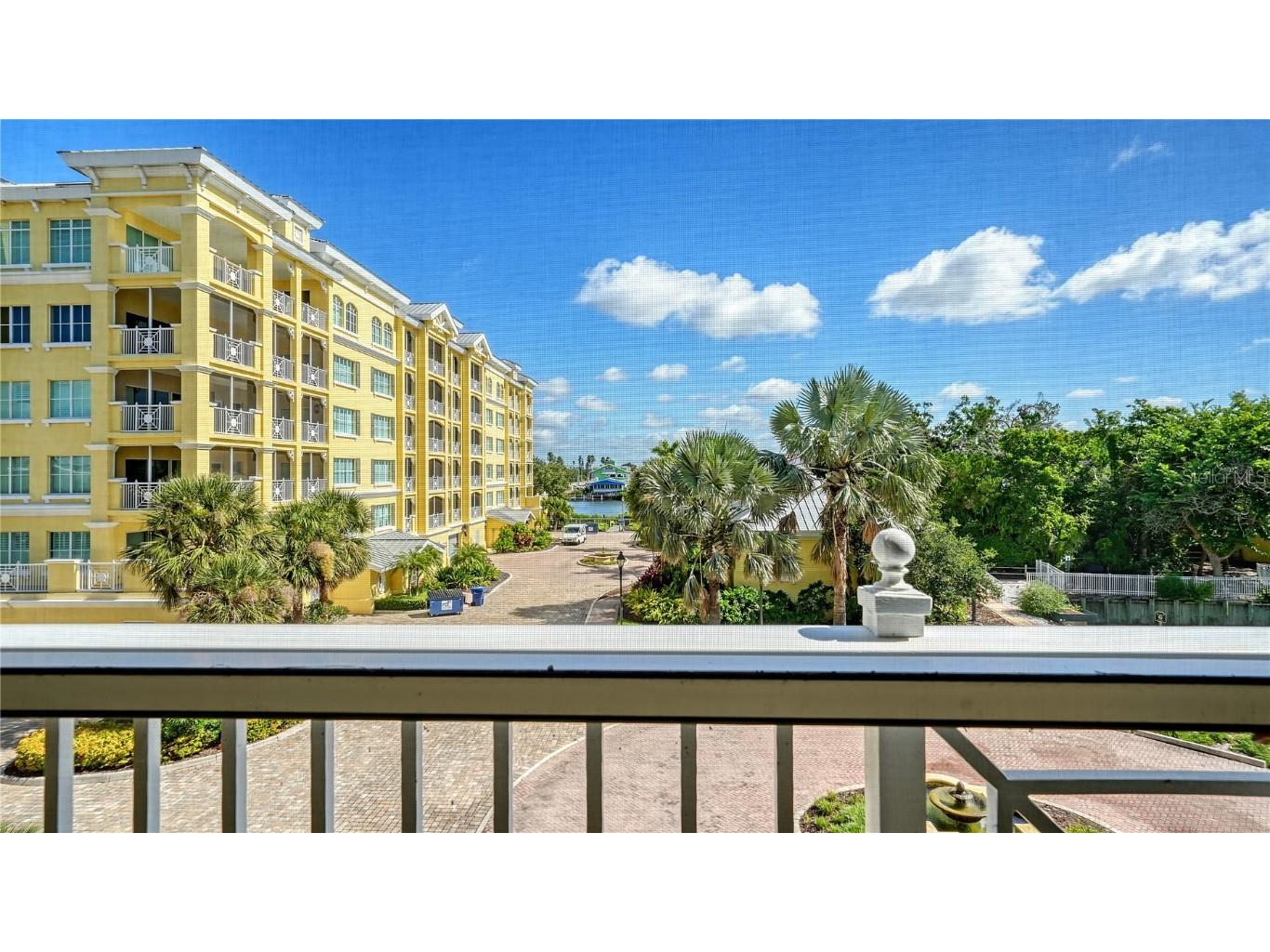 1308 Old Stickney Point Road #W32 Sarasota FL 34242 A4666539 image8