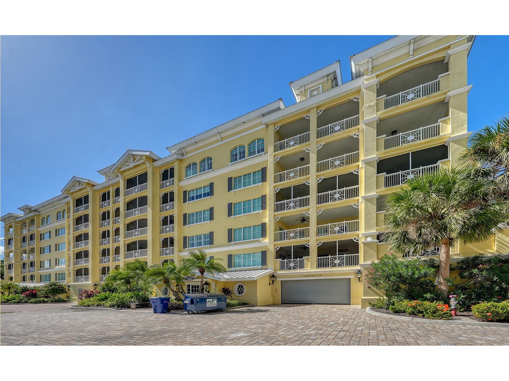 1308 Old Stickney Point Road #W32 Sarasota FL 34242 A4695458 image2