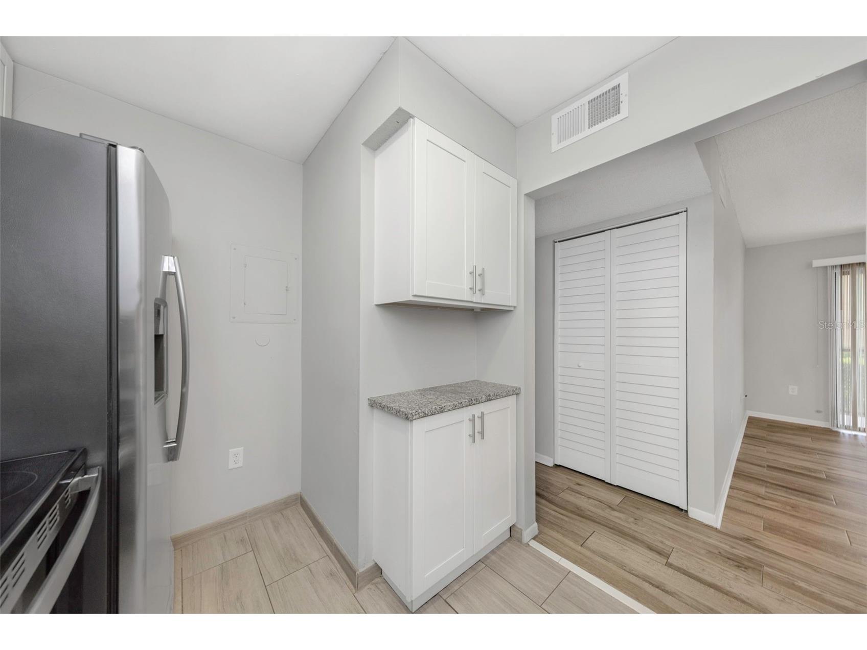 1308 Pine Ridge Circle E #H1 Tarpon Springs FL 34688 TB8494047 image30