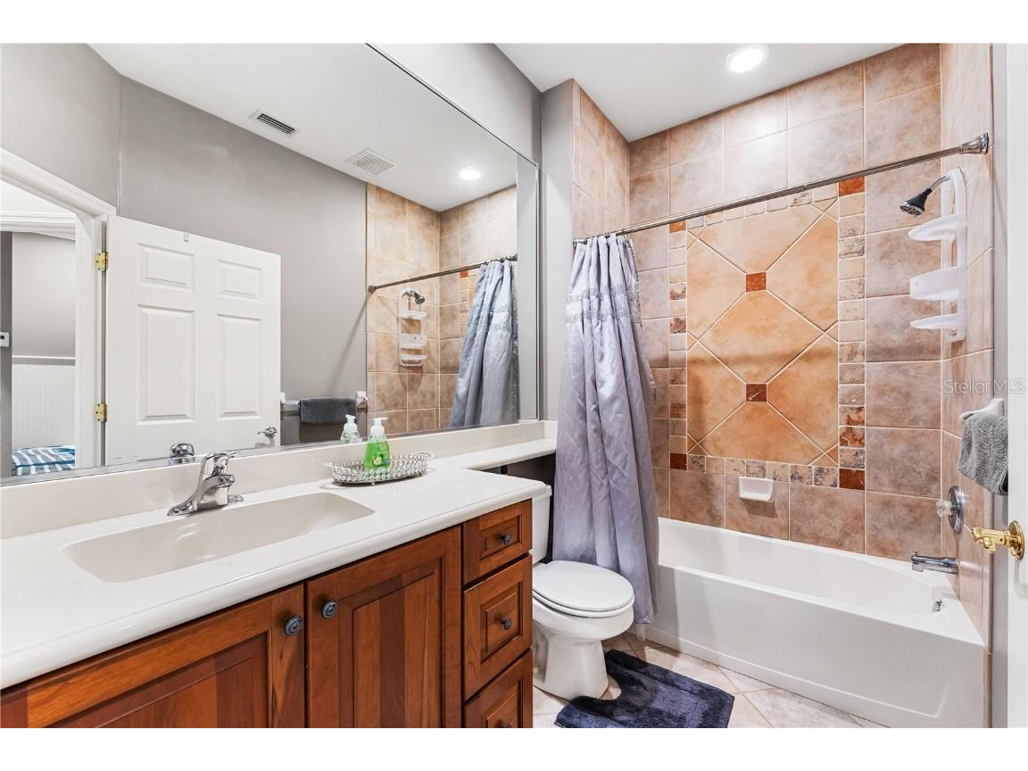 1308 Thornapple Drive Osprey FL 34229 A4671839 image30