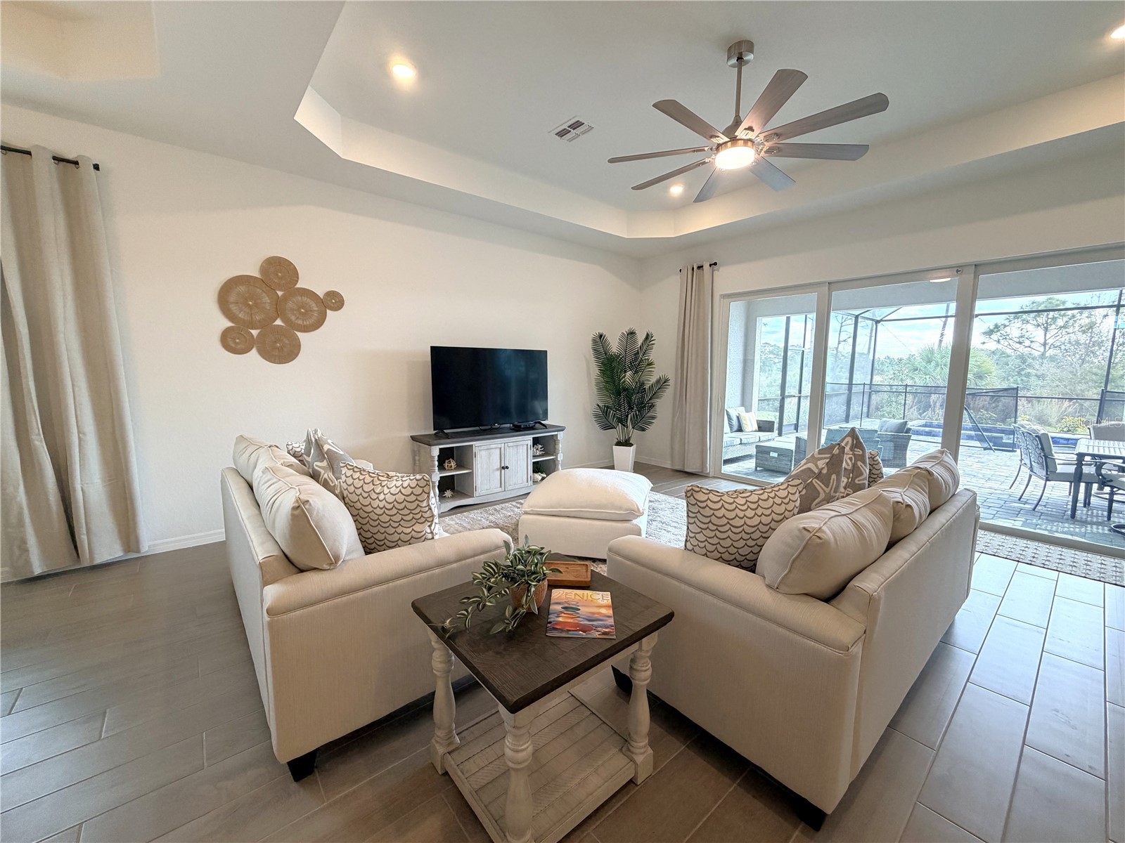 13081 Tulum Loop Venice FL 34293 C7521349 image16