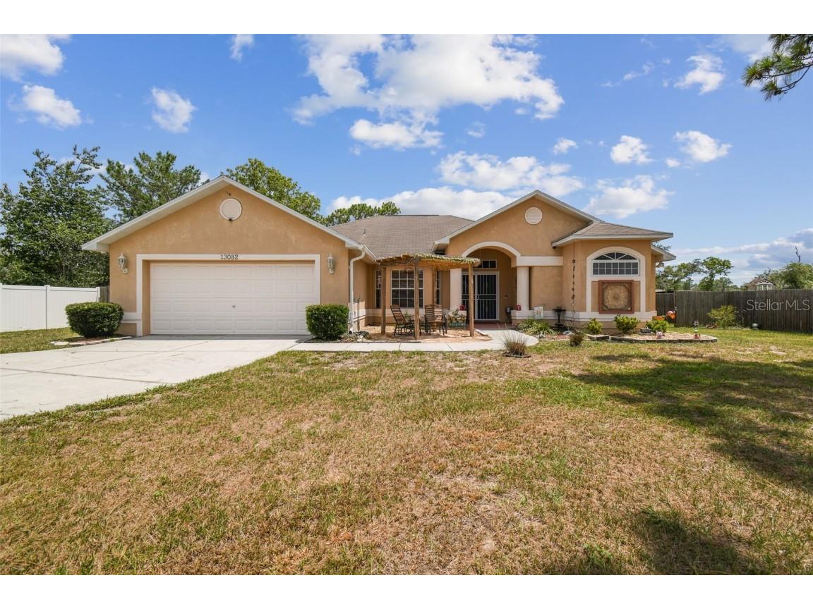13082 Johnathan Drive Weeki Wachee FL 34614 U8206260 image1