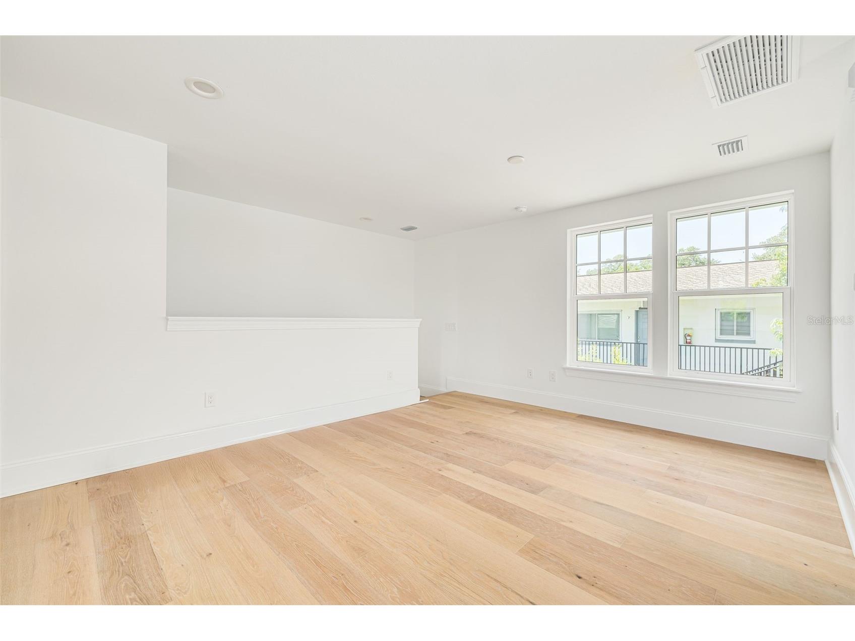 1309 17th Avenue N Saint Petersburg FL 33704 TB8480058 image33
