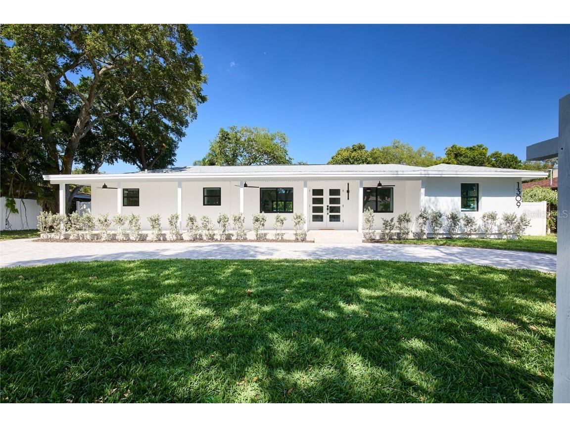 1309 Jungle Avenue N Saint Petersburg FL 33710 U8239169 image1