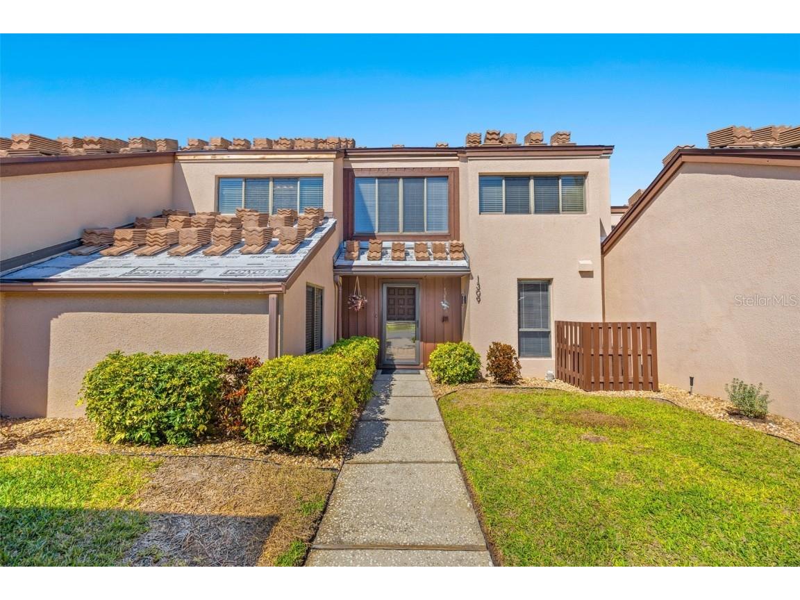 1309 Pelican Creek Crossing #1309 Saint Petersburg FL 33707 U8231132 image1