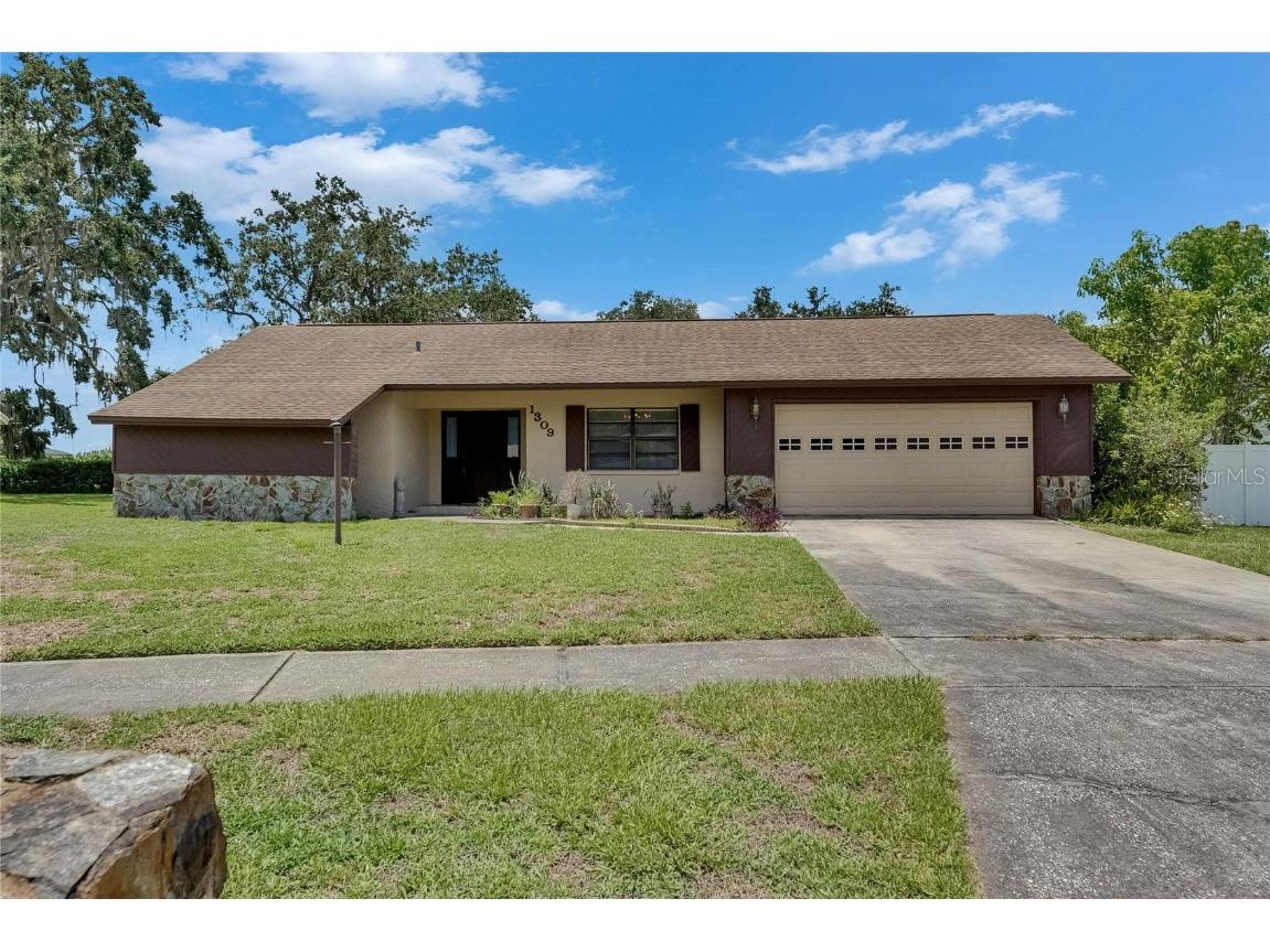 1309 Sandalwood Dr Plant City FL 33563 TB8401886 image1