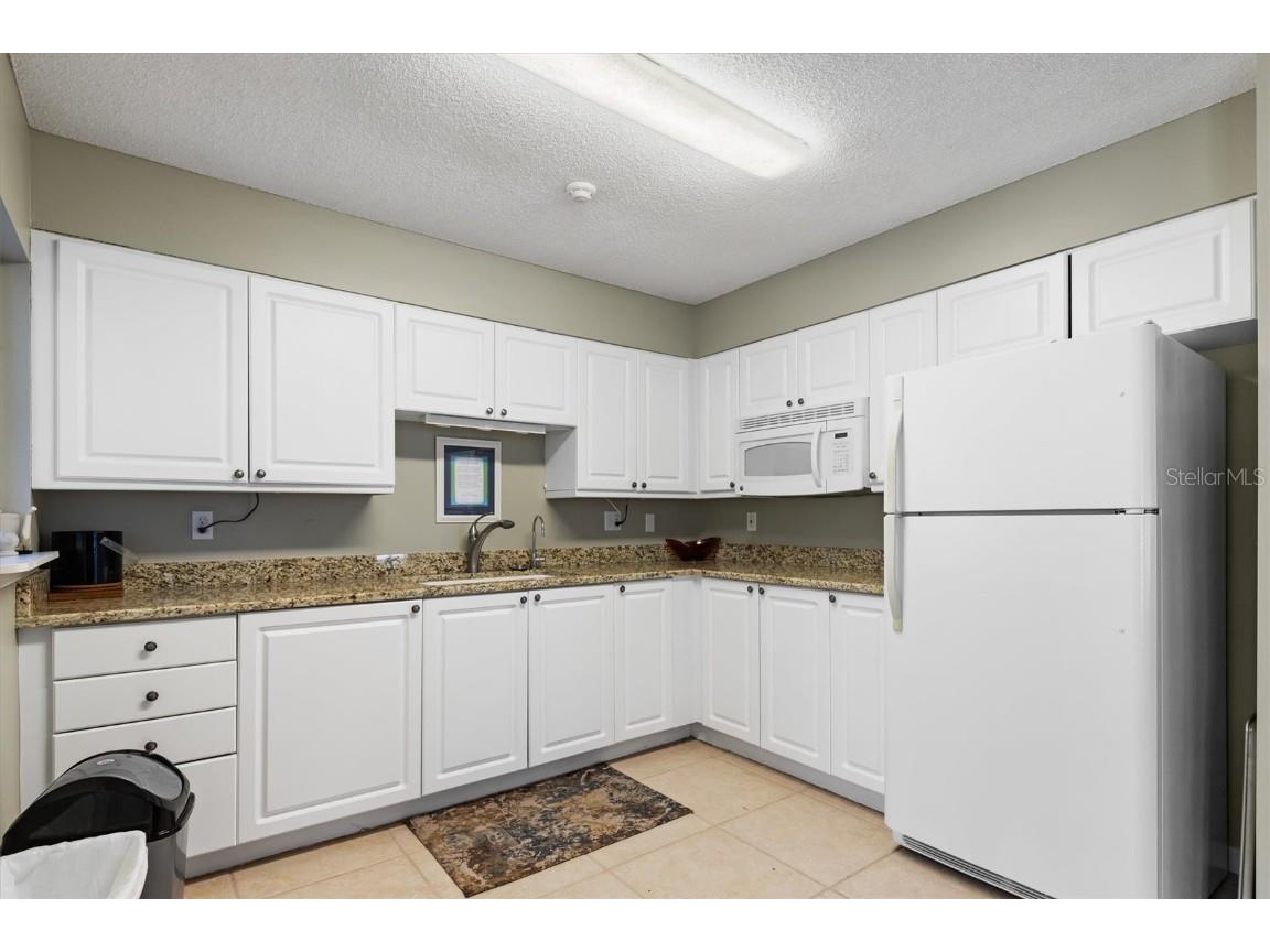 1309 Siesta Bayside Drive #1309C Sarasota FL 34242 A4672436 image47