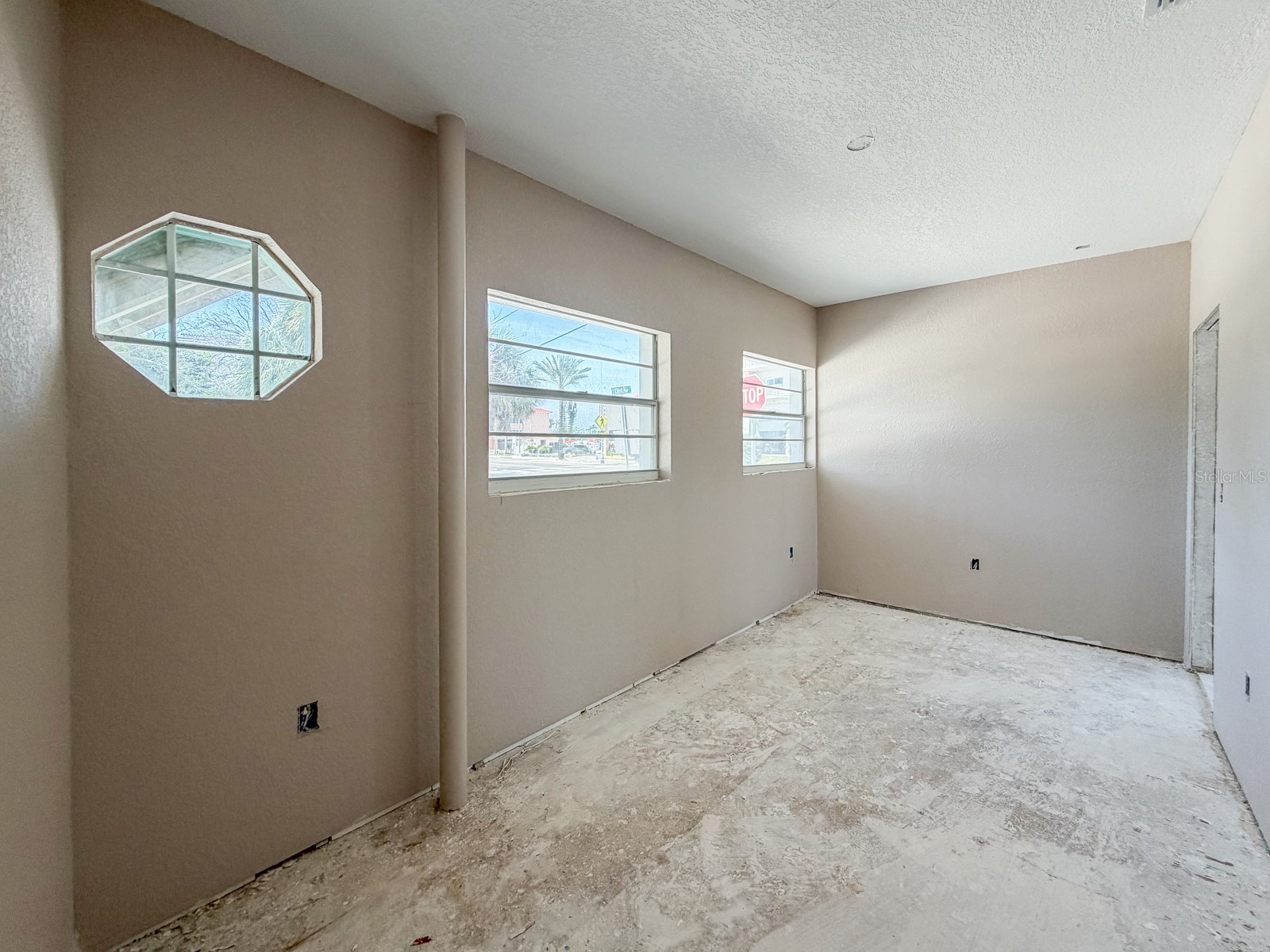 13098 Gulf Boulevard Madeira Beach FL 33708 TB8508079 image34