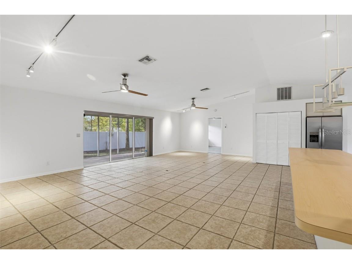 131 49th Court E Palmetto FL 34221 A4674428 image12