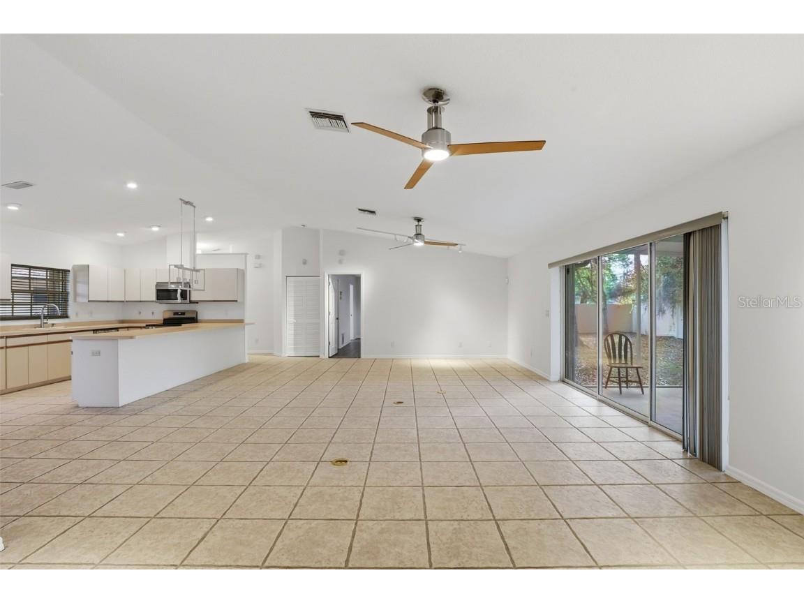 131 49th Court E Palmetto FL 34221 A4674428 image14