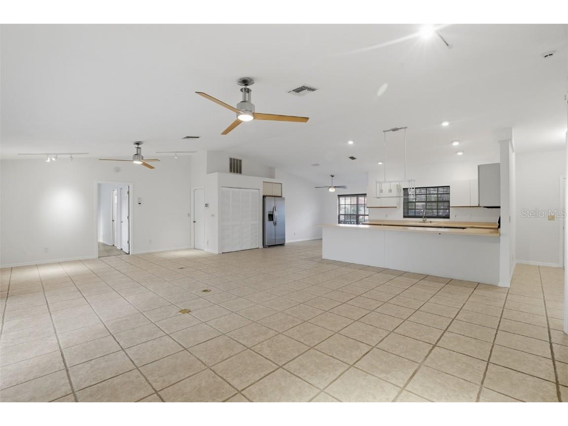 131 49th Court E Palmetto FL 34221 A4674428 image17