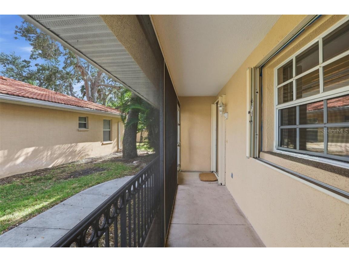 131 49th Court E Palmetto FL 34221 A4674428 image7